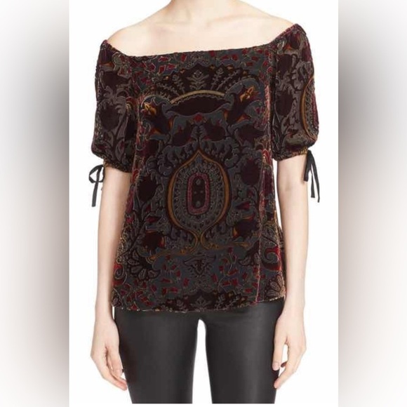 Alice and Olivia Women's Alecia Off Shoulder Top Baroque Burnout Paisley; size M - Picture 7 of 7